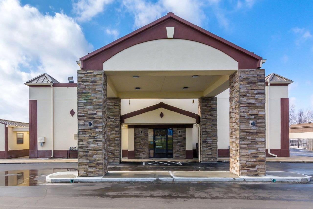 エコノ ロッジ Cloverdale エクステリア 写真